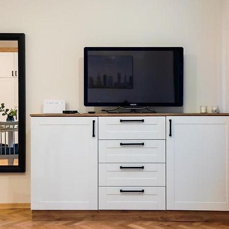 Old Town Eclectic Apartment For 6 People Varsavia Esterno foto